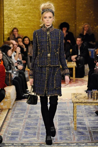 Look 37